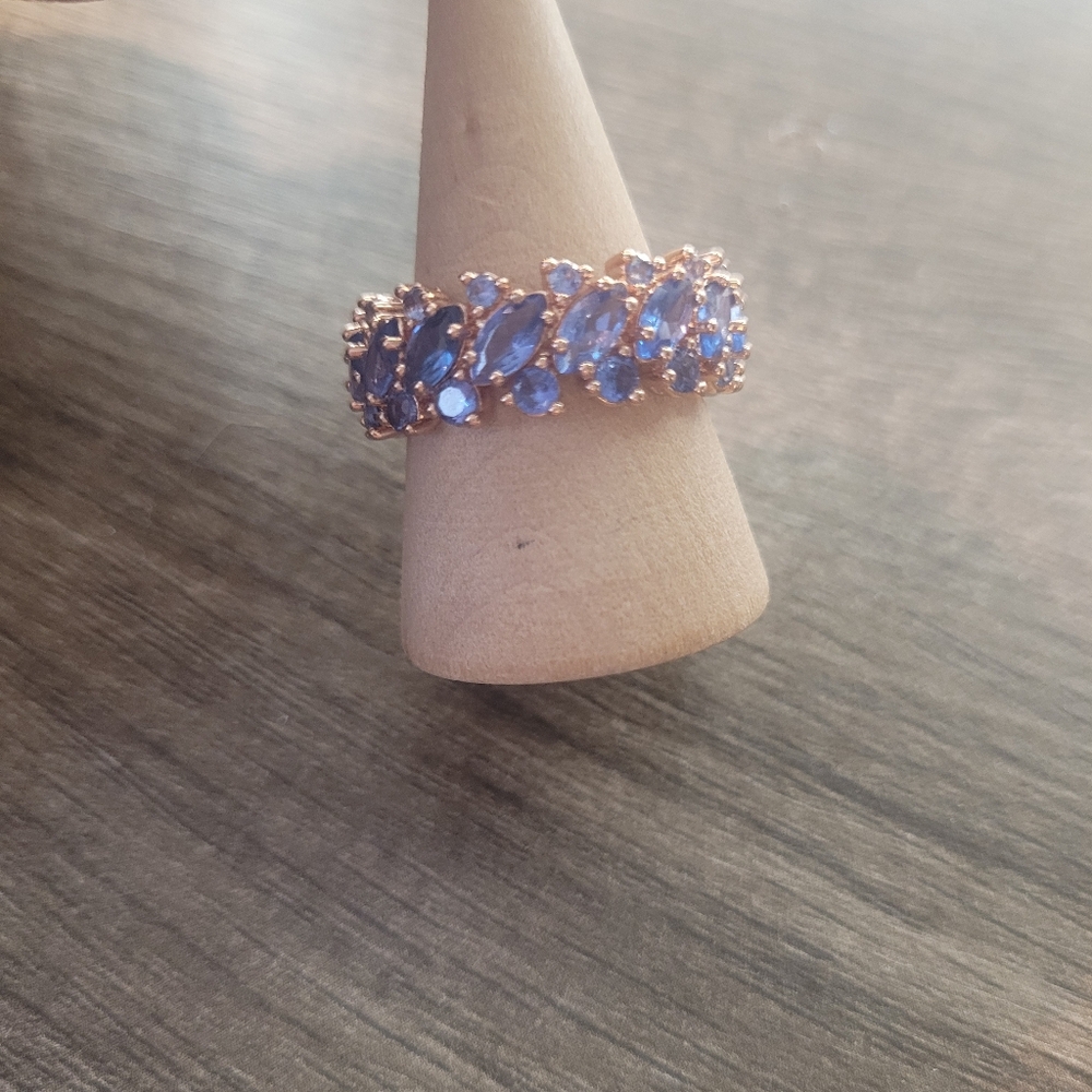 Bomb Party Elegant Blue Gemstone Ring